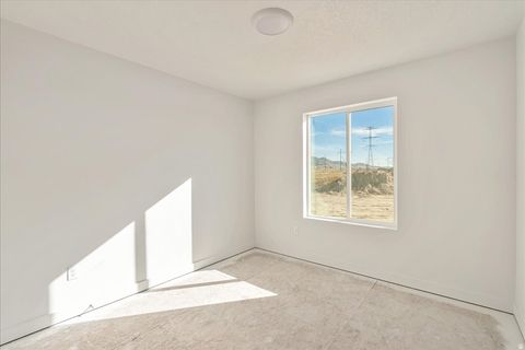 Tiny photo for 3687 N COLUMBINE WAY, Eagle Mountain, UT 84005 (MLS # 2121067)