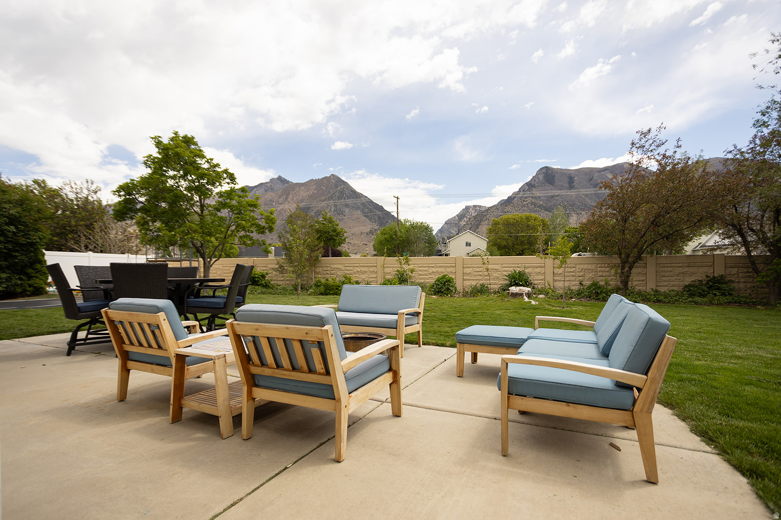 ALPINE COUNTRY - Residential