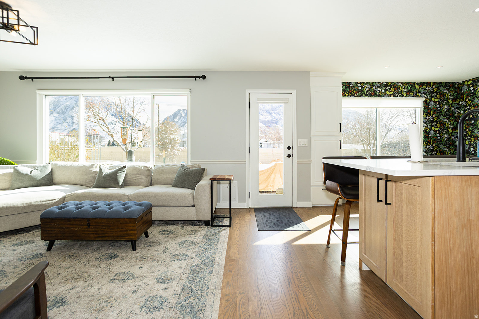 ALPINE COUNTRY - Residential