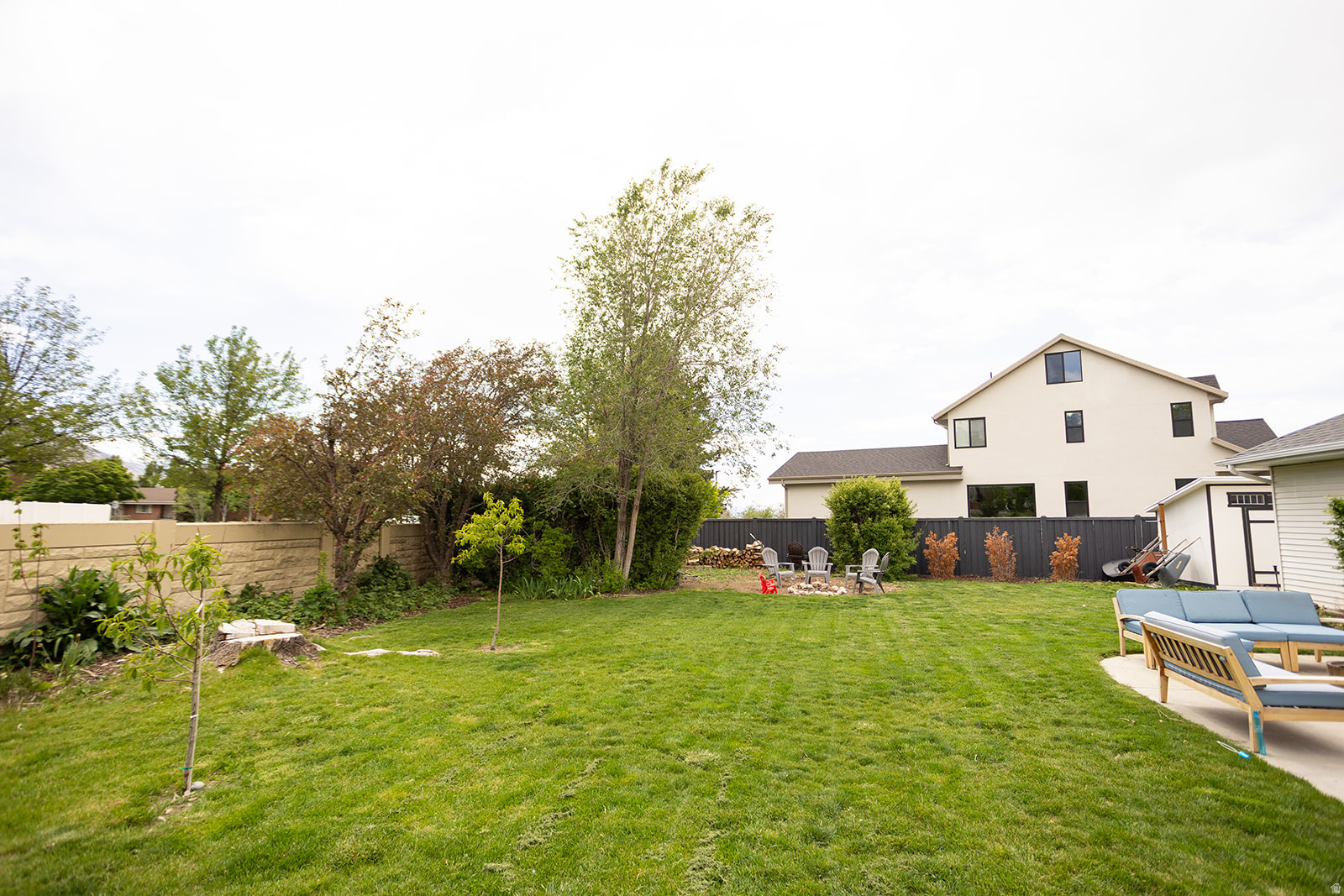 ALPINE COUNTRY - Residential