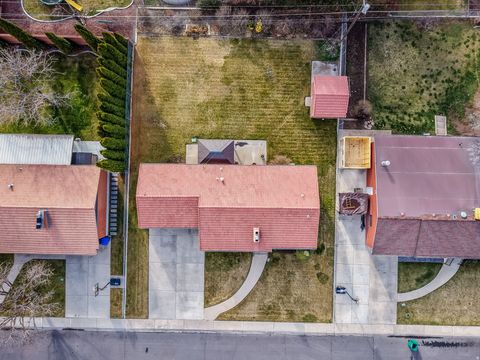 Tiny photo for 556 S 450 E, Orem, UT 84097 (MLS # 2142939)