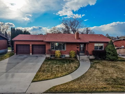 Tiny photo for 556 S 450 E, Orem, UT 84097 (MLS # 2142939)
