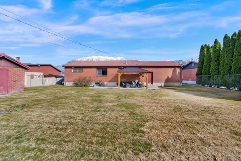Tiny photo for 556 S 450 E, Orem, UT 84097 (MLS # 2142939)