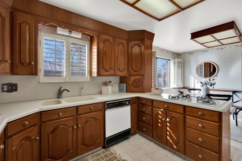 Tiny photo for 556 S 450 E, Orem, UT 84097 (MLS # 2142939)