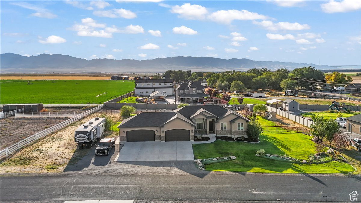 SPIRAL SPRINGS - Residential