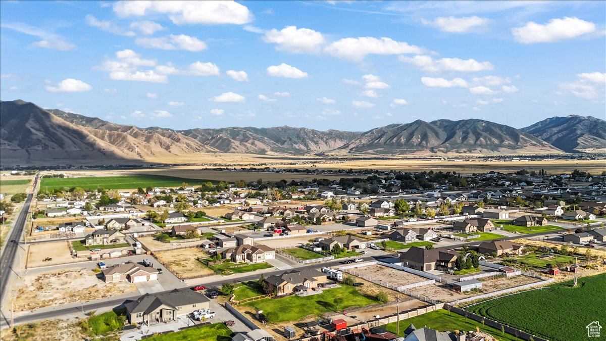 SPIRAL SPRINGS - Residential