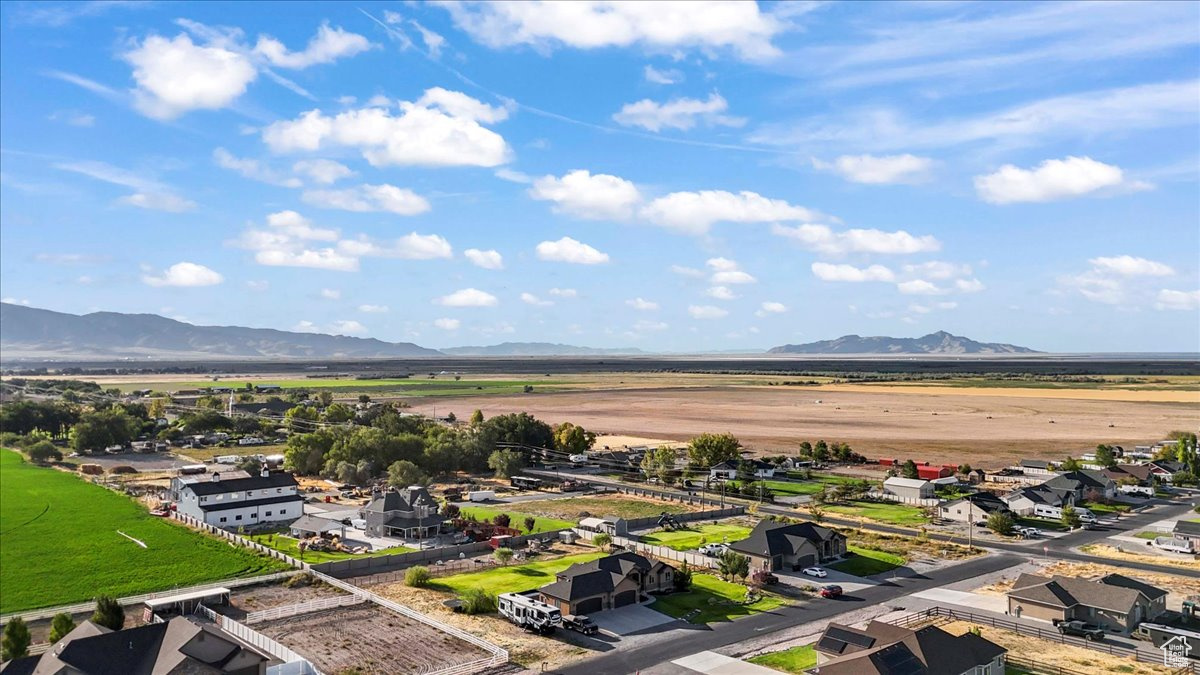 SPIRAL SPRINGS - Residential