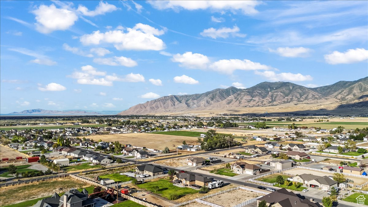 SPIRAL SPRINGS - Residential