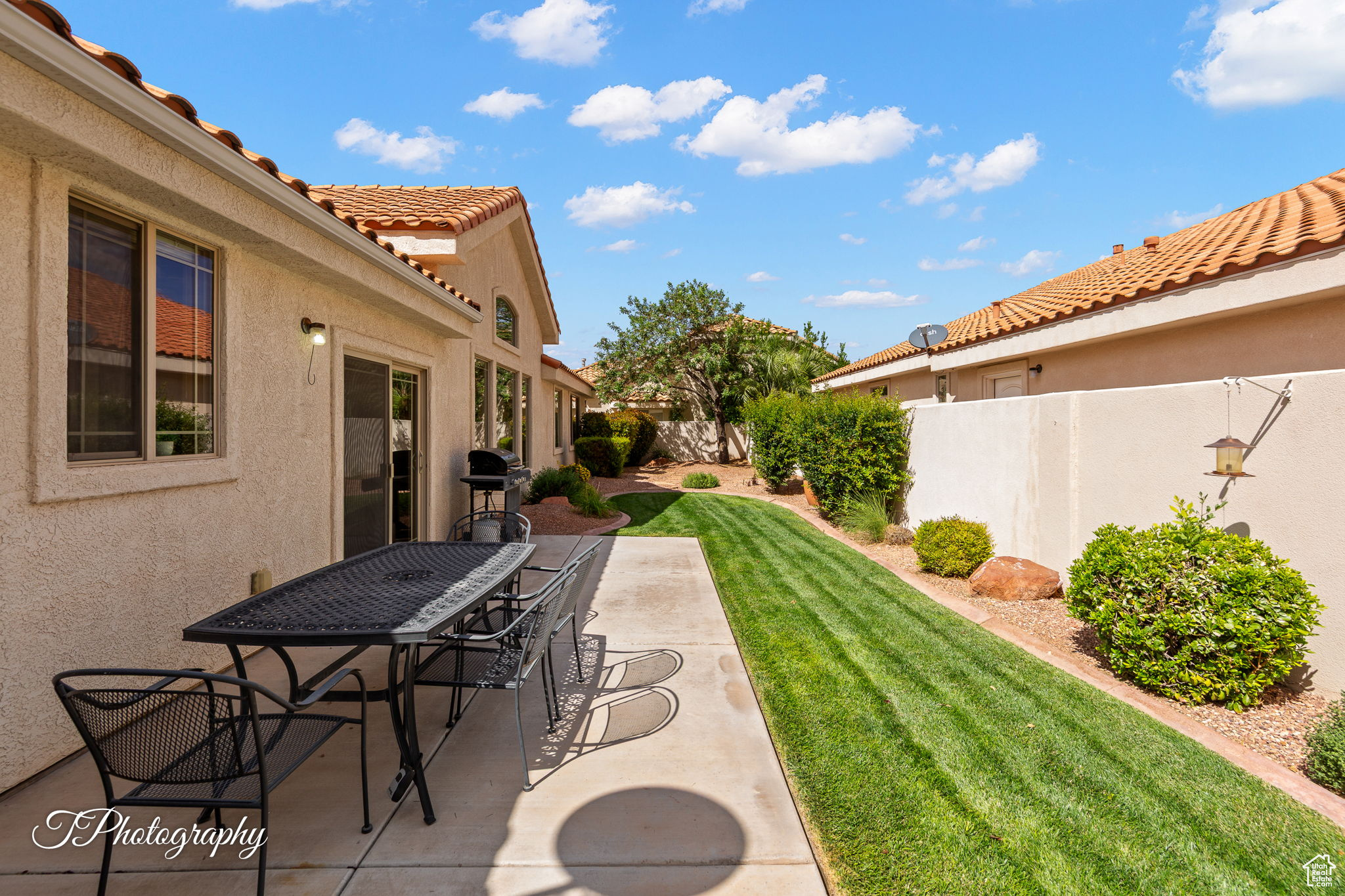 RIVERWOOD 1 CONDO - Residential