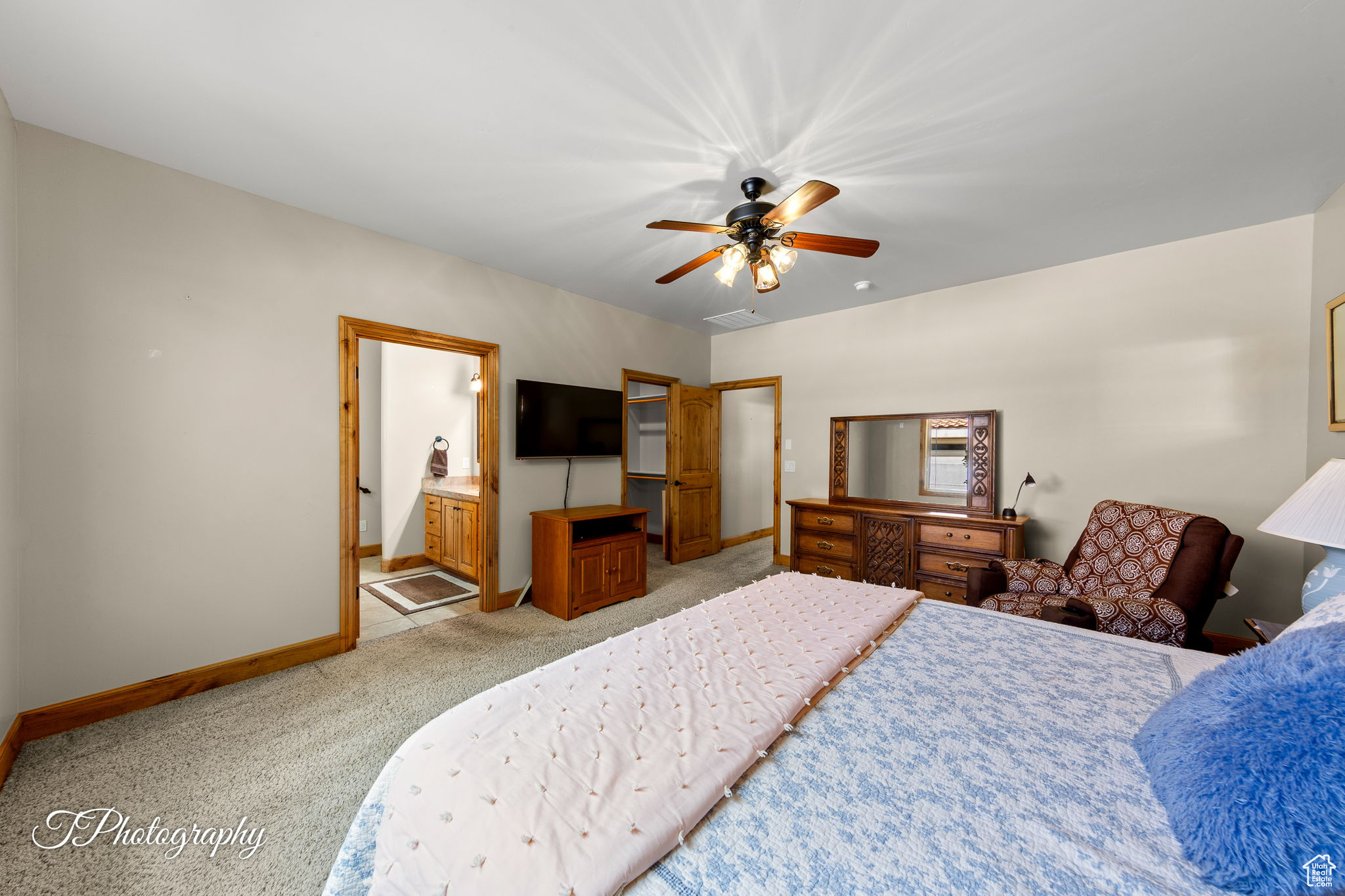 RIVERWOOD 1 CONDO - Residential