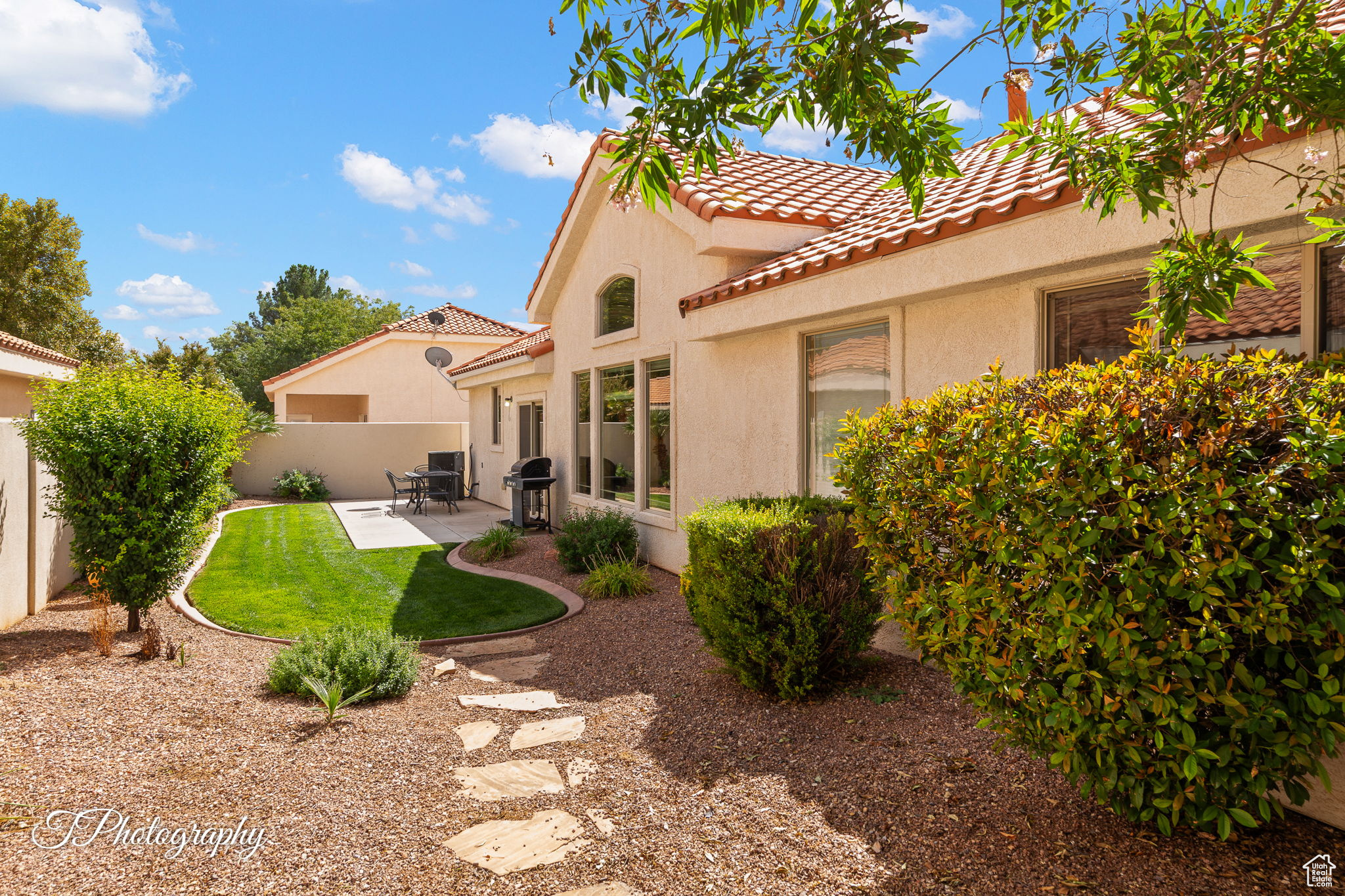 RIVERWOOD 1 CONDO - Residential