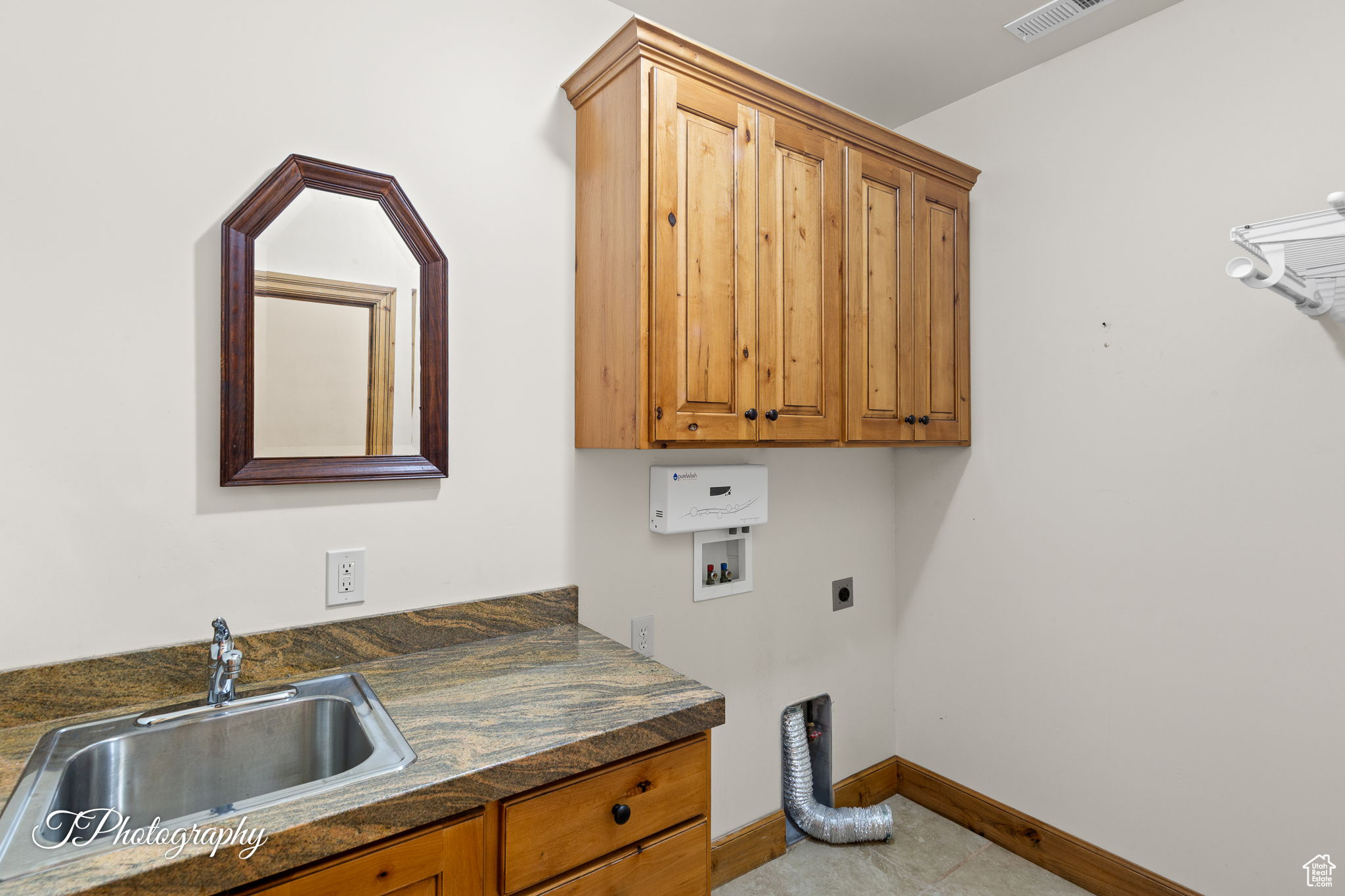 RIVERWOOD 1 CONDO - Residential