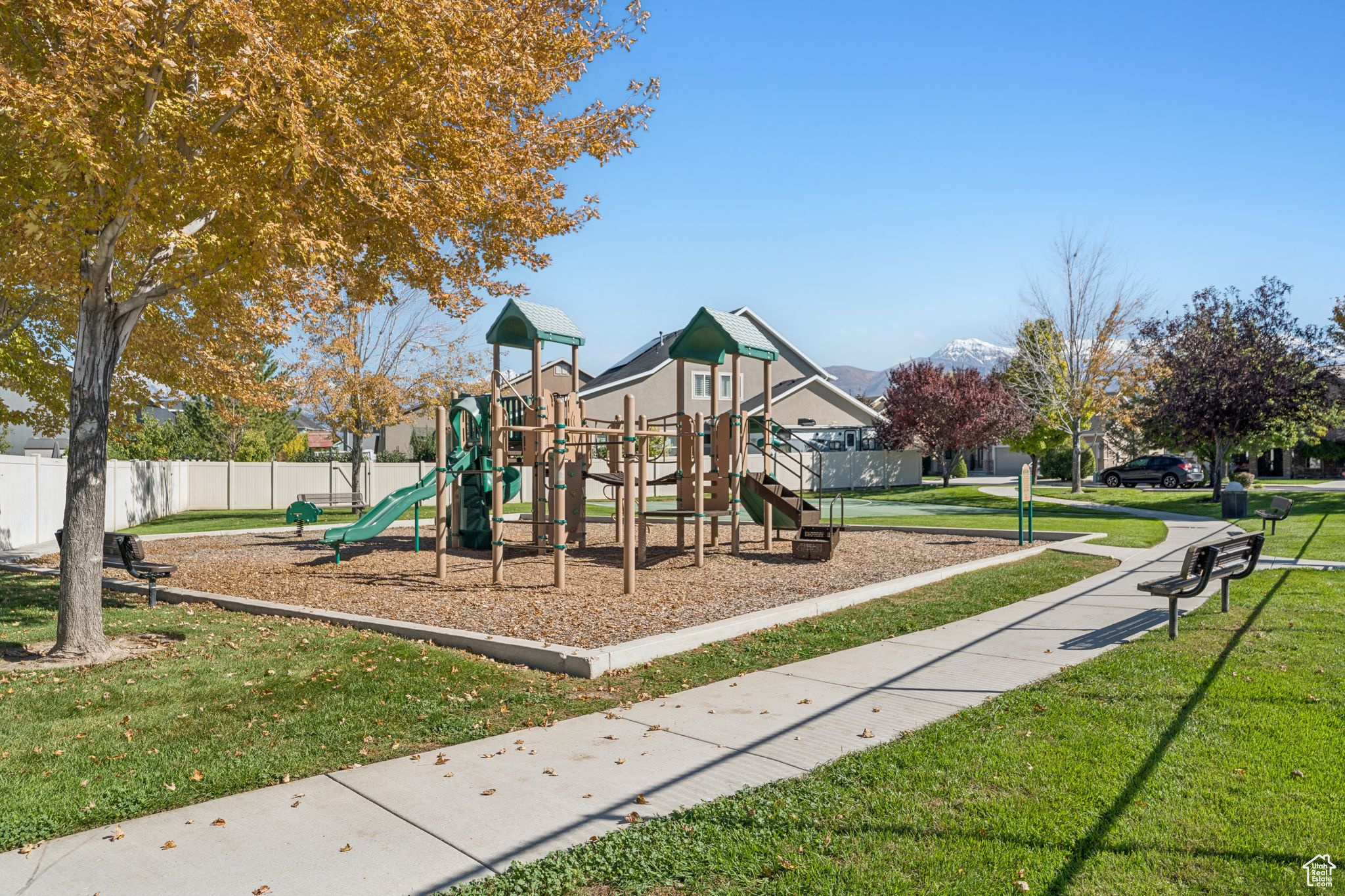 SPRING CREEK RANCH - Residential