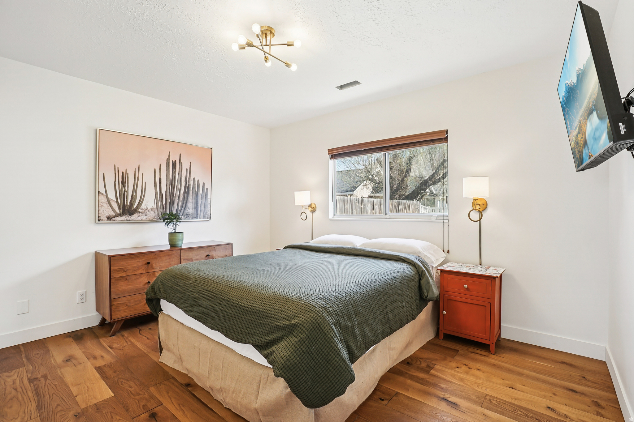 MOUNTAIN MEADOW - Residential