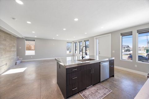 Tiny photo for 7045 S 300 E, Midvale, UT 84047 (MLS # 2133205)