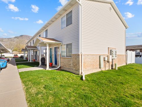 Tiny photo for 422 E 2050 N #4C, North Ogden, UT 84414 (MLS # 2145203)