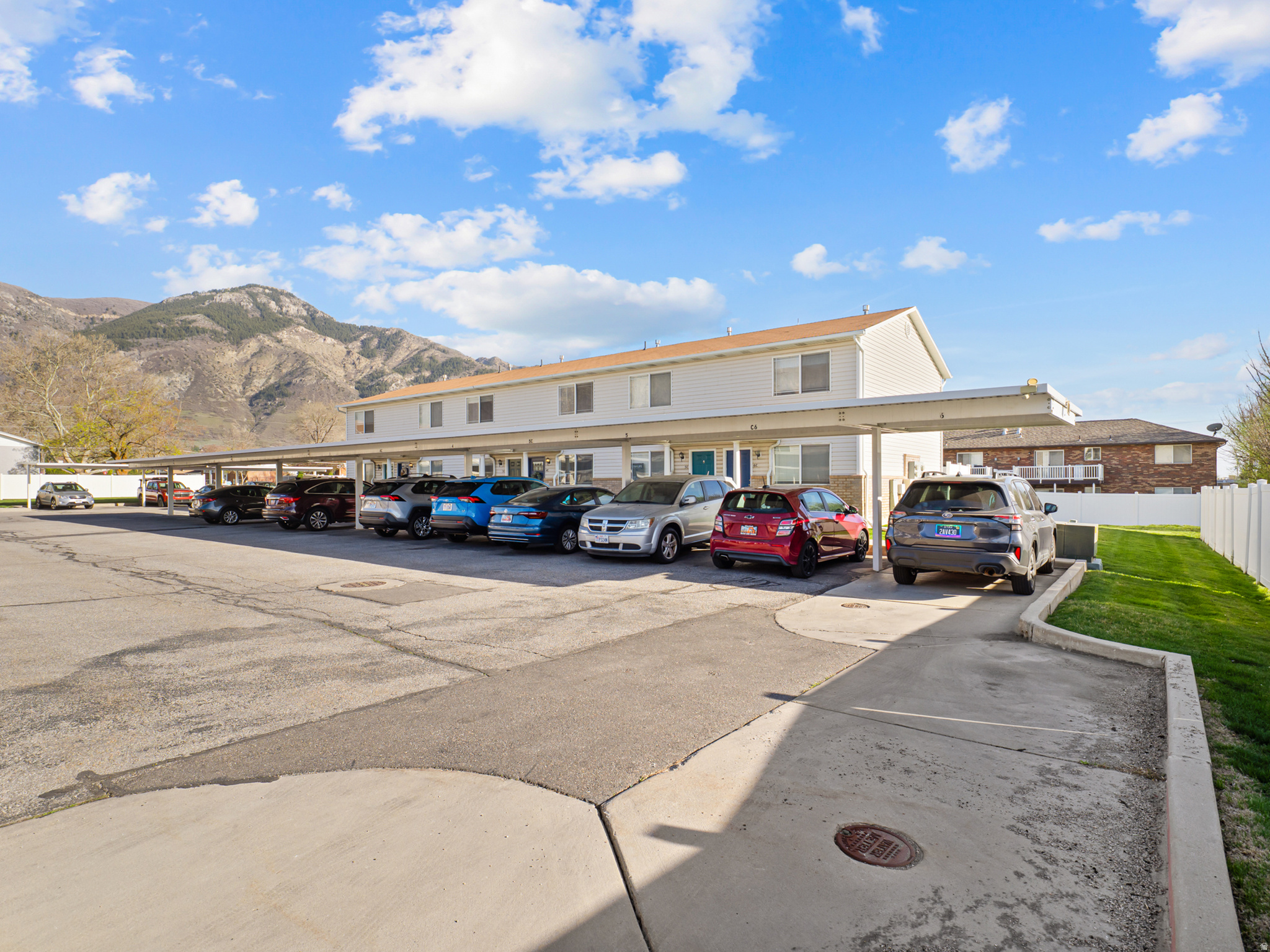 PICKFORD ESTATES - Residential