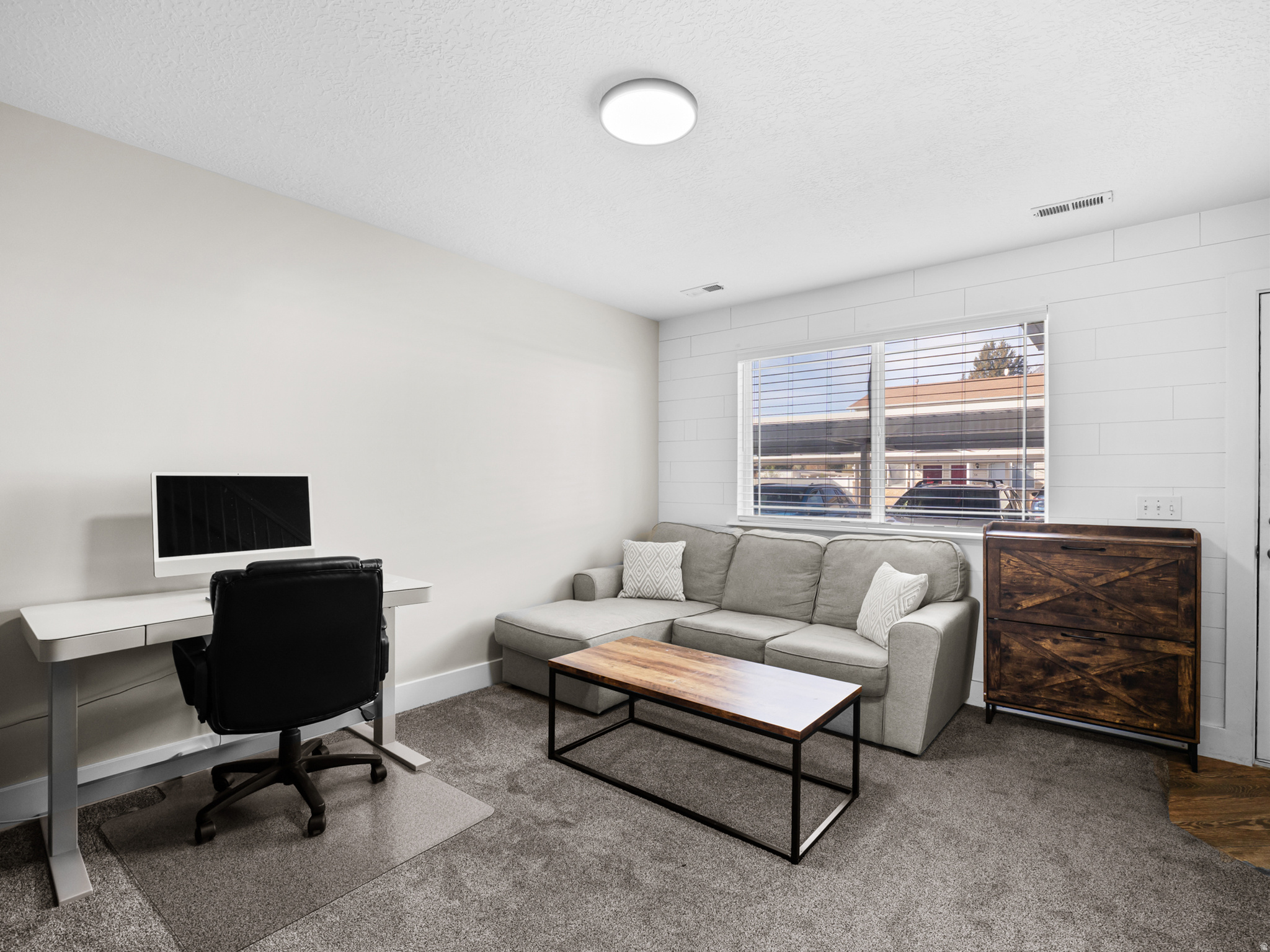 PICKFORD ESTATES - Residential