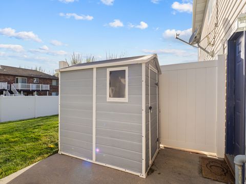 Tiny photo for 422 E 2050 N #4C, North Ogden, UT 84414 (MLS # 2145203)