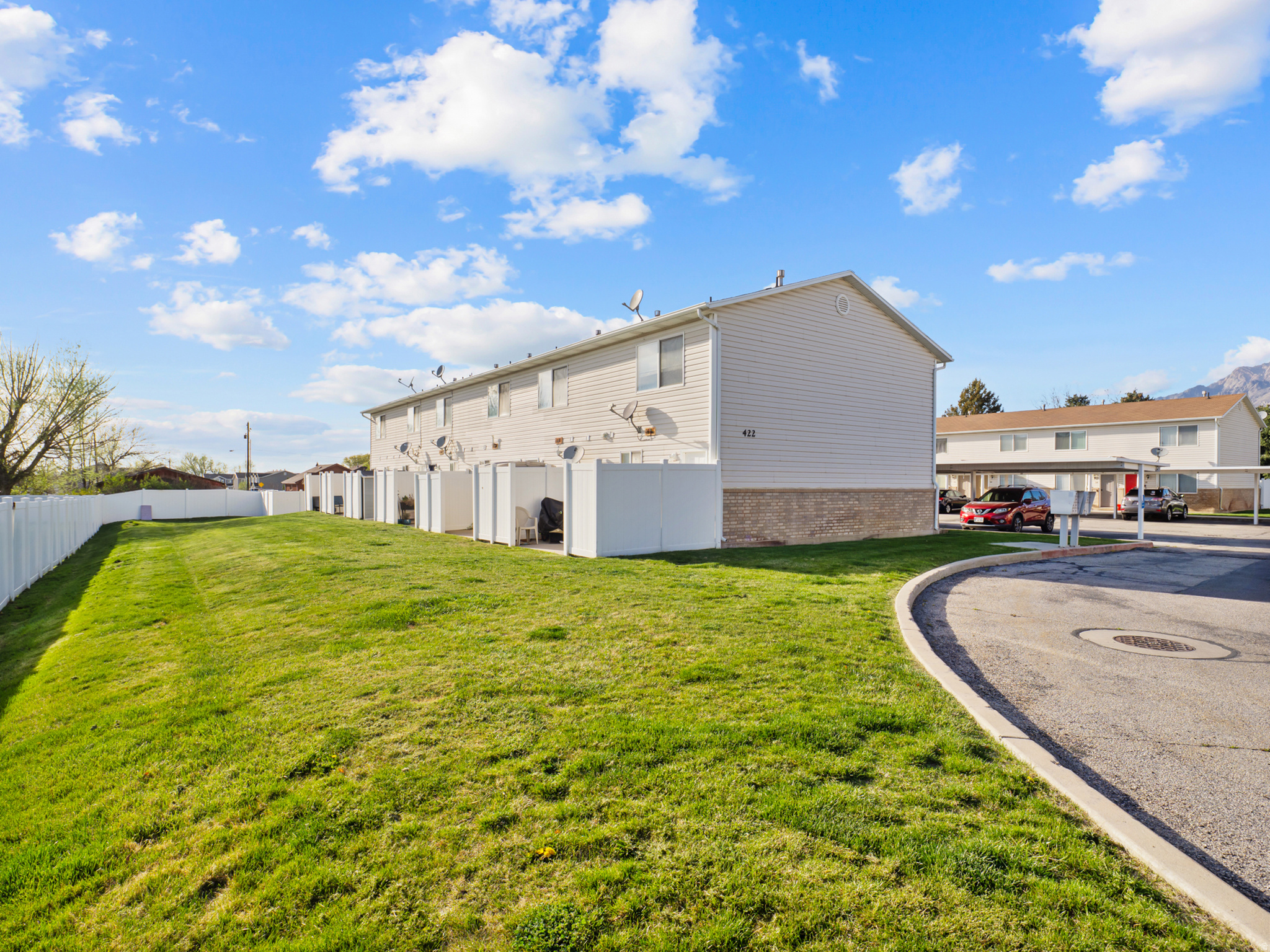 PICKFORD ESTATES - Residential