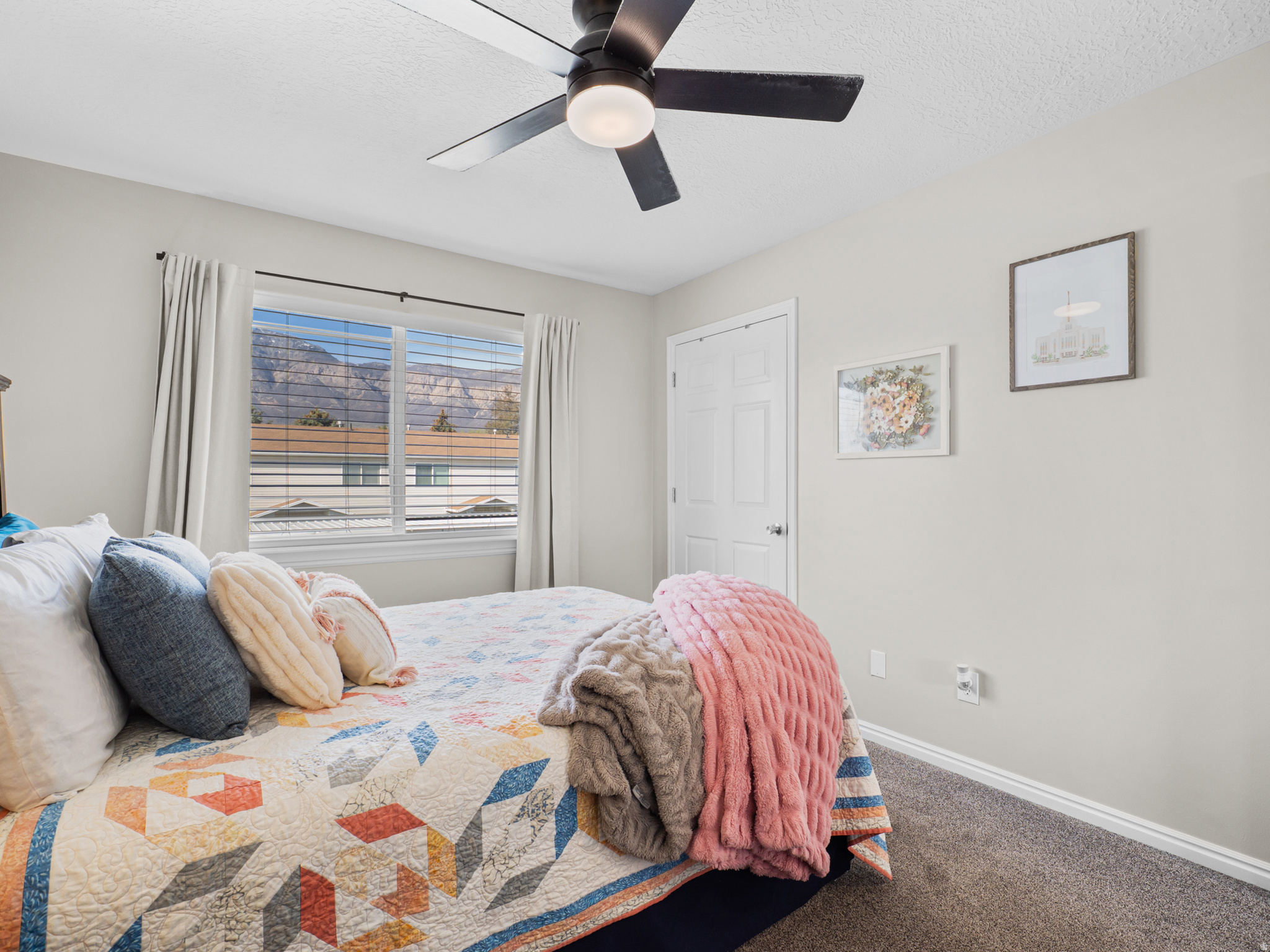 PICKFORD ESTATES - Residential