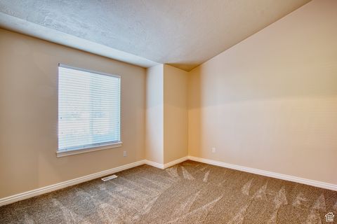 Tiny photo for 916 S 1760 W, Syracuse, UT 84075 (MLS # 2116532)