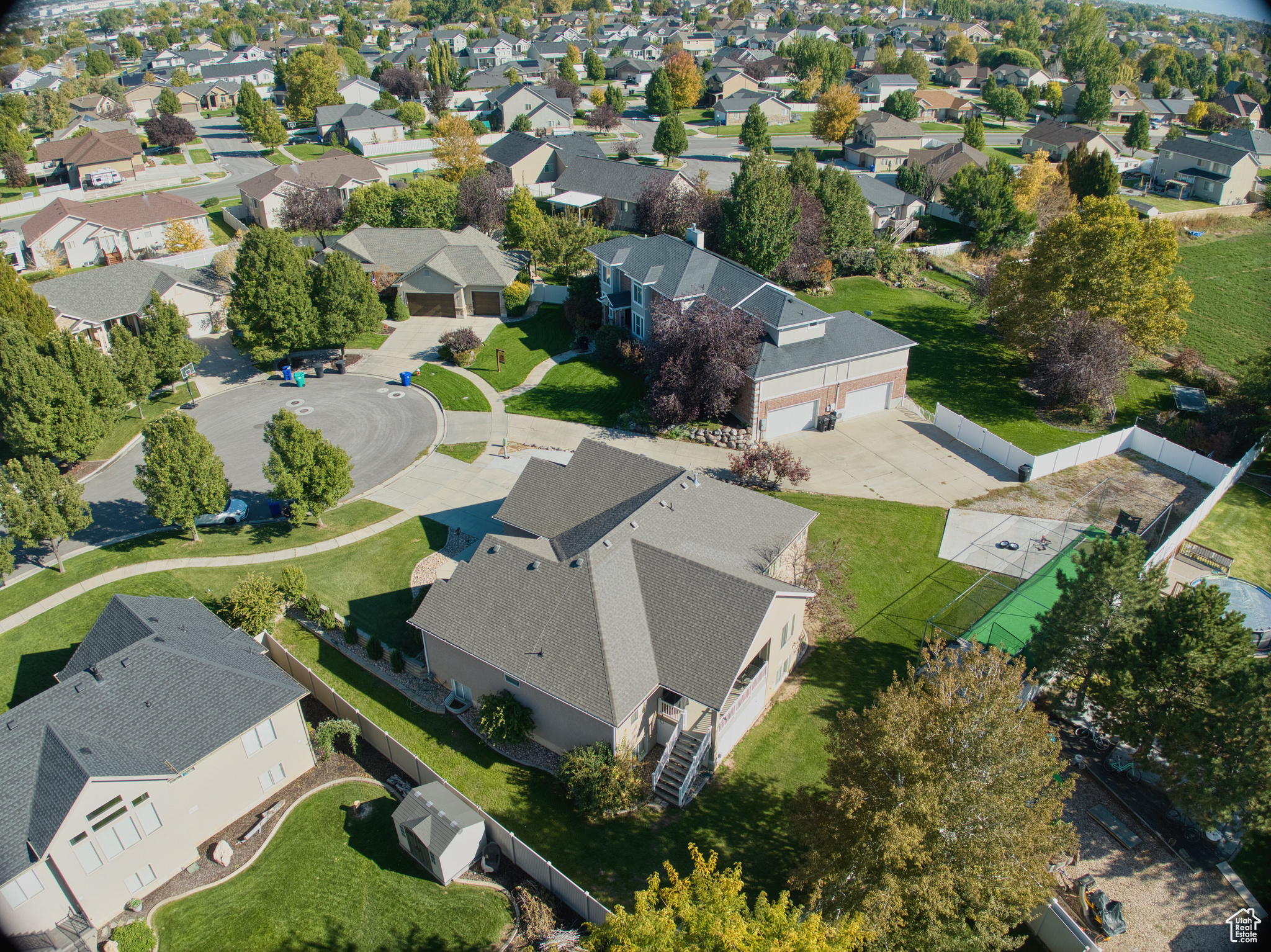 HERITAGE CROSSING - Residential