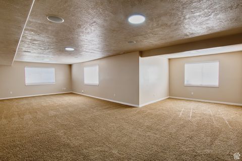 Tiny photo for 916 S 1760 W, Syracuse, UT 84075 (MLS # 2116532)