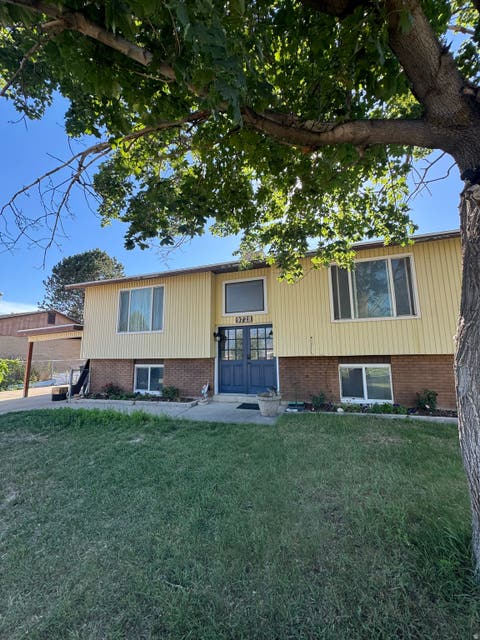 Homes For Sale - 9728 S 1600<br/> South Jordan, UT 84095