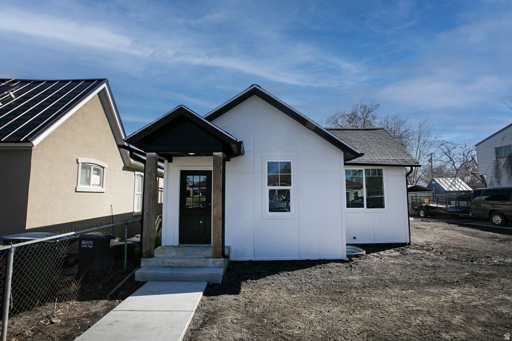 Photo of 535 S POST ST, Salt Lake City, UT 84104 (MLS # 2132632)