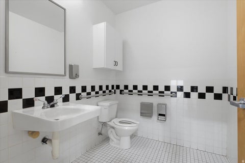Tiny photo for 41 W GUEST AVE, South Salt Lake, UT 84115 (MLS # 2178858)