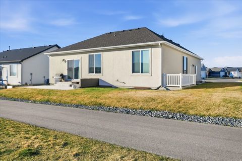 Tiny photo for 740 W 500 N, Smithfield, UT 84335 (MLS # 2145060)