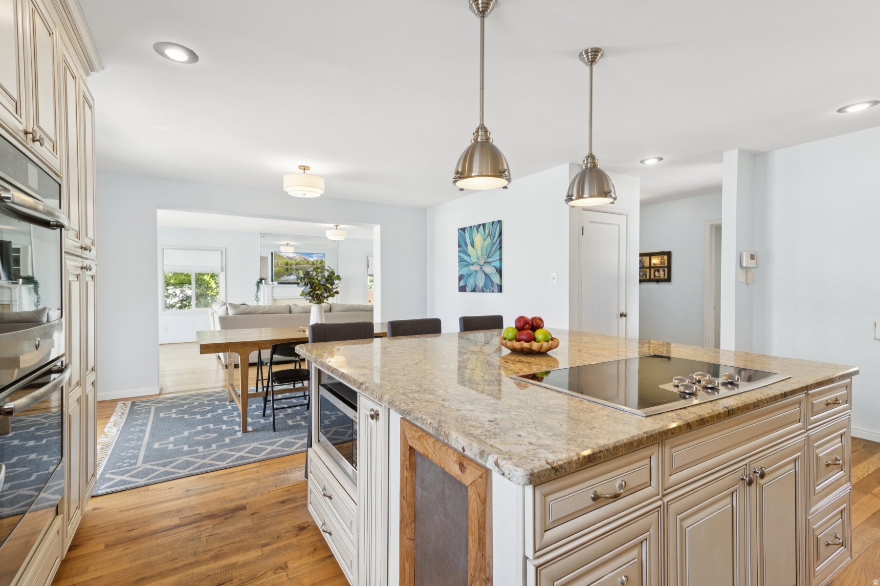 HIGHLAND PARK - Residential