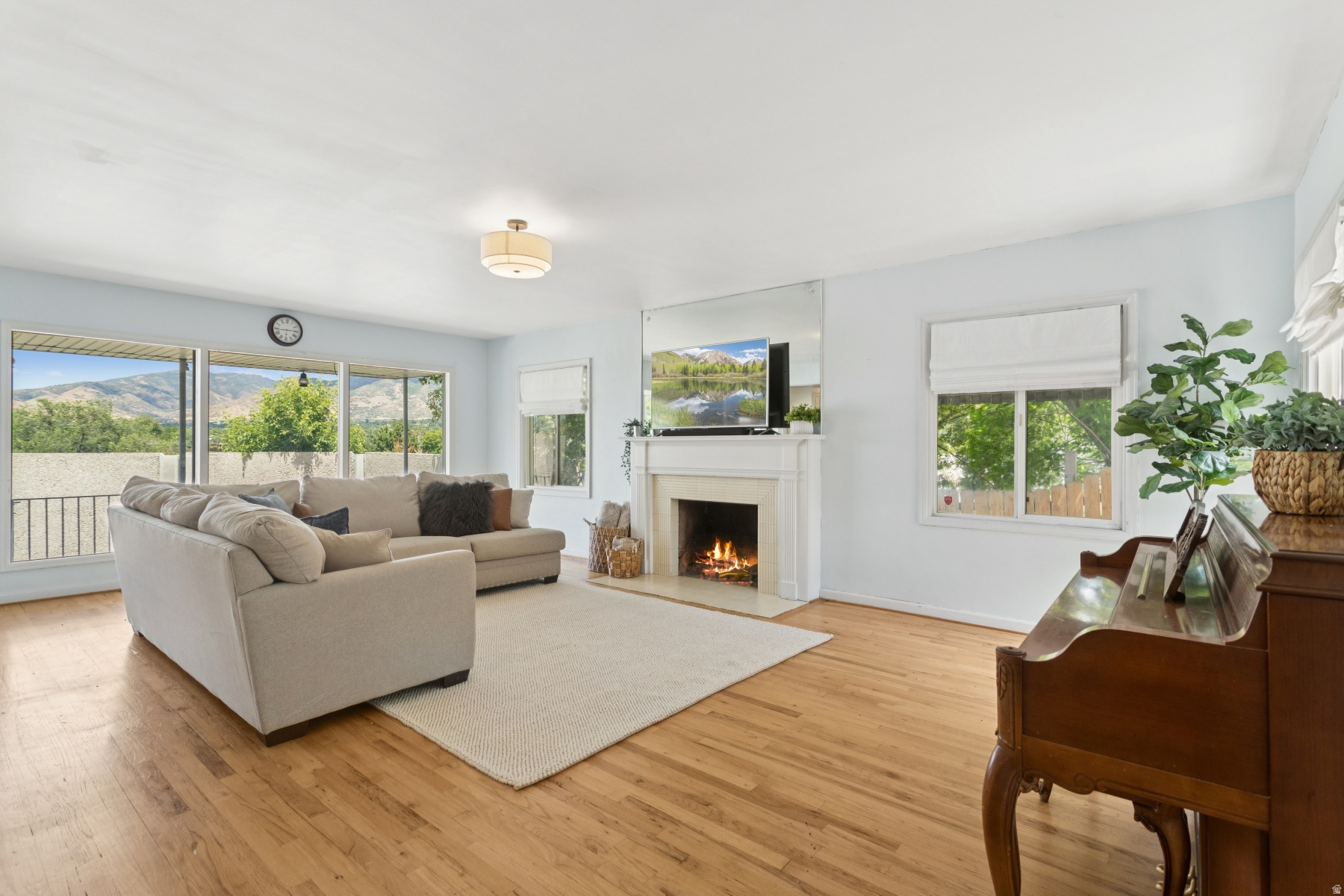 HIGHLAND PARK - Residential