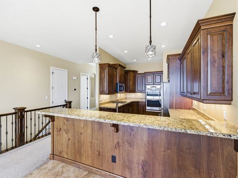 Tiny photo for 1129 E SUNSET DUNES WAY S #78, Draper, UT 84020 (MLS # 2154233)