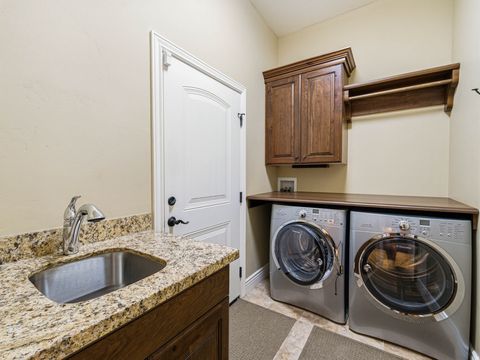 Tiny photo for 1129 E SUNSET DUNES WAY S #78, Draper, UT 84020 (MLS # 2154233)