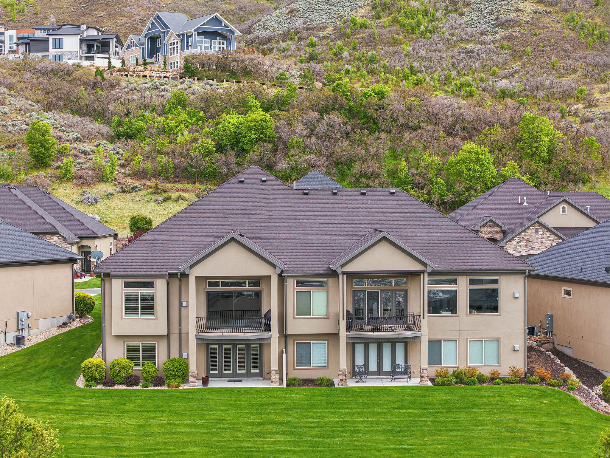 SUNSET RIDGE AT SOUTH MOUNTAIN - Residential Income