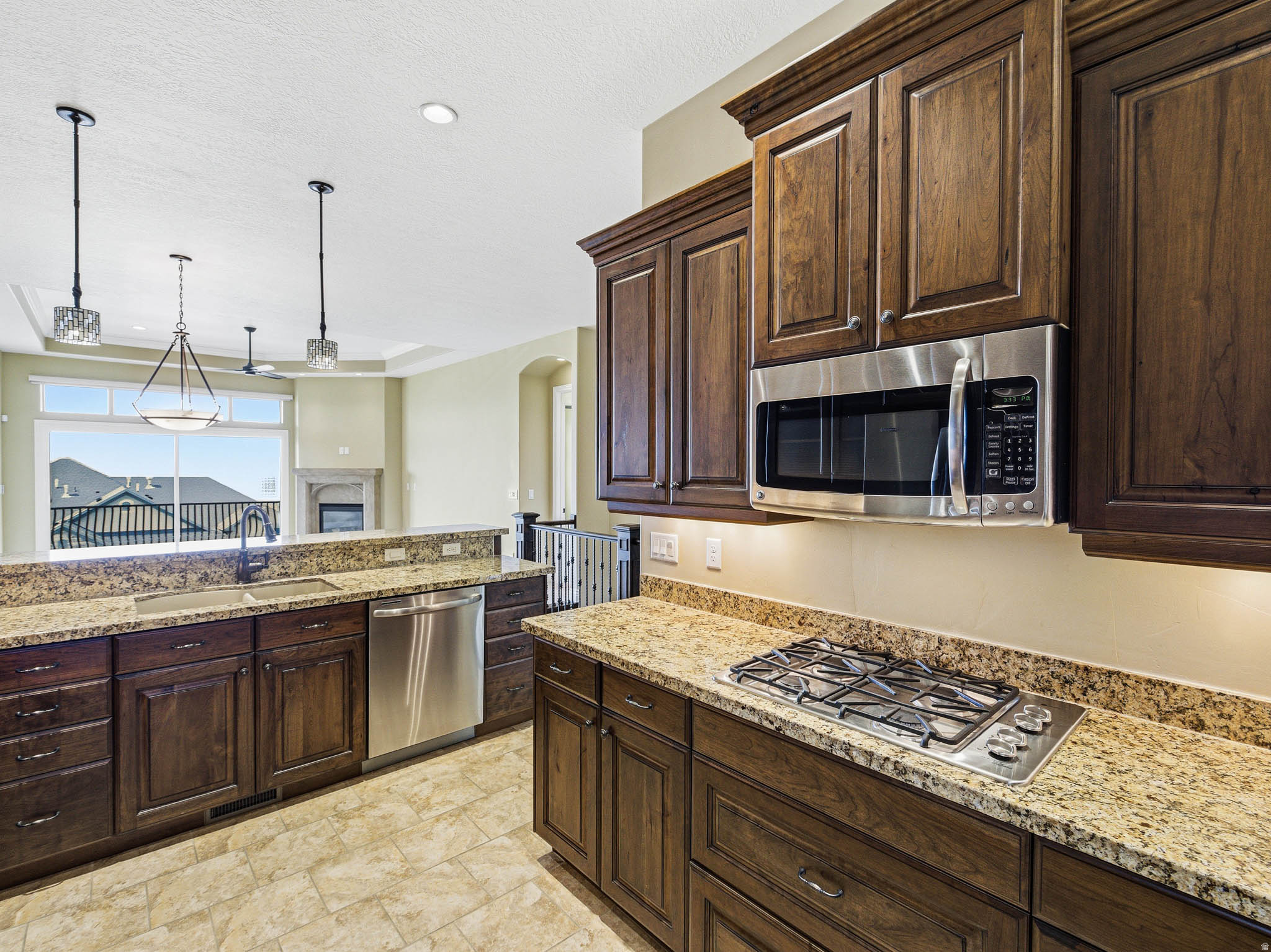 SUNSET RIDGE AT SOUTH MOUNTAIN - Residential Income