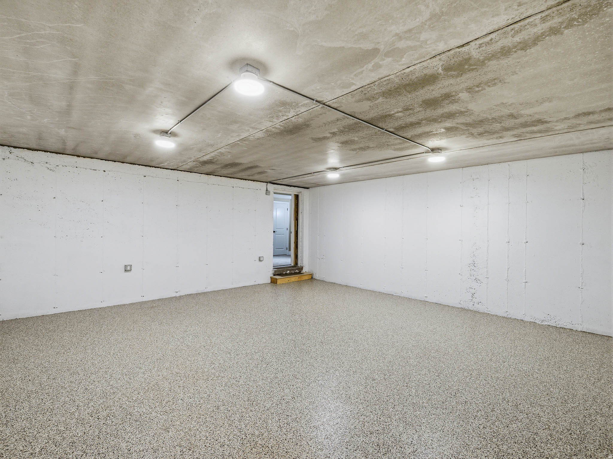 SUNSET RIDGE AT SOUTH MOUNTAIN - Residential Income