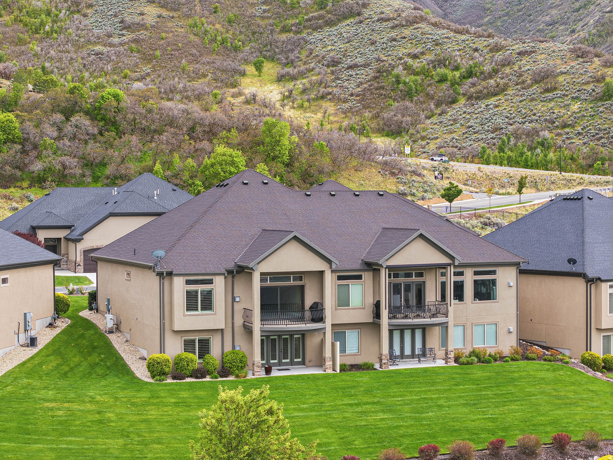 SUNSET RIDGE AT SOUTH MOUNTAIN - Residential Income