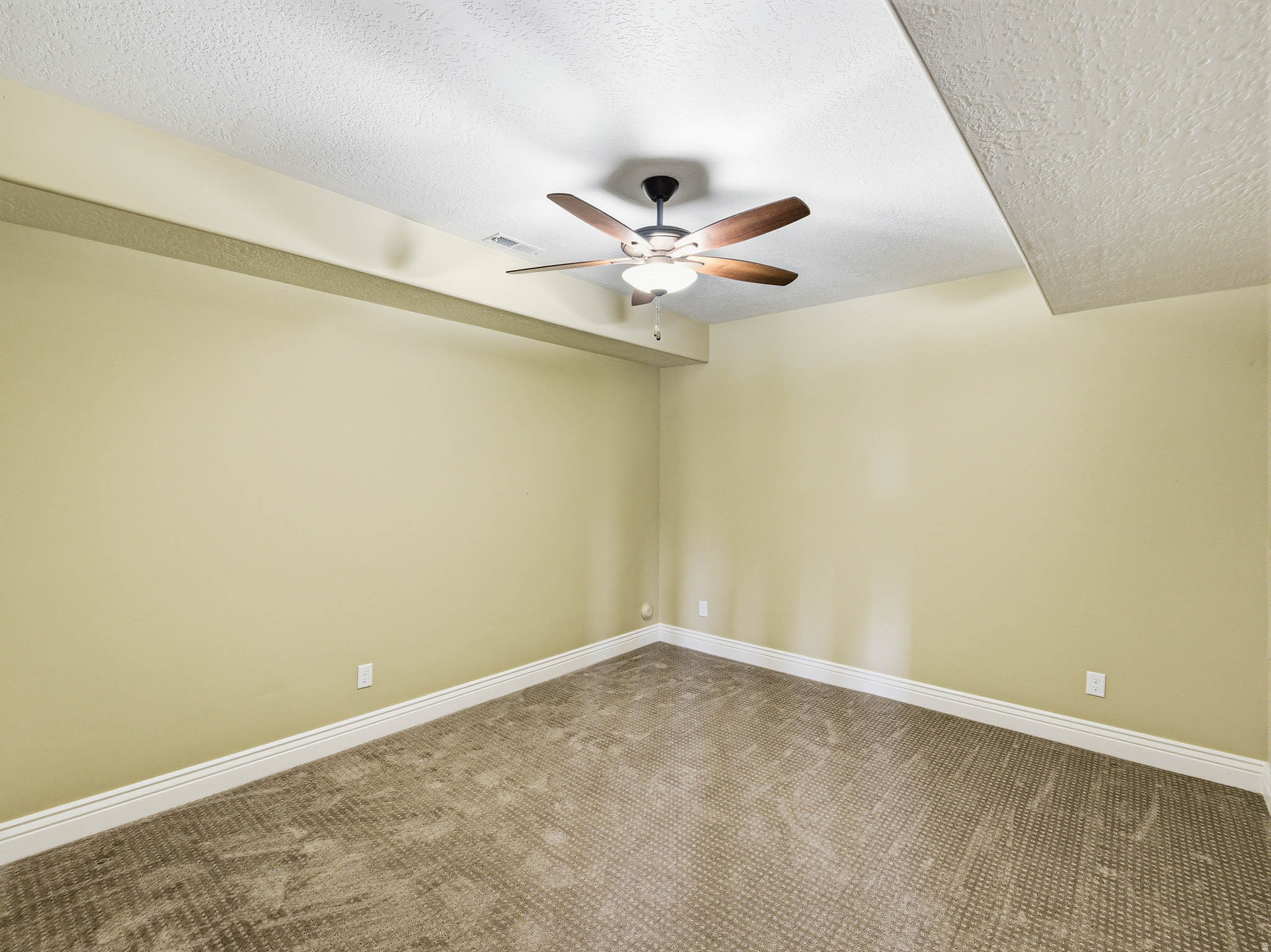 SUNSET RIDGE AT SOUTH MOUNTAIN - Residential Income