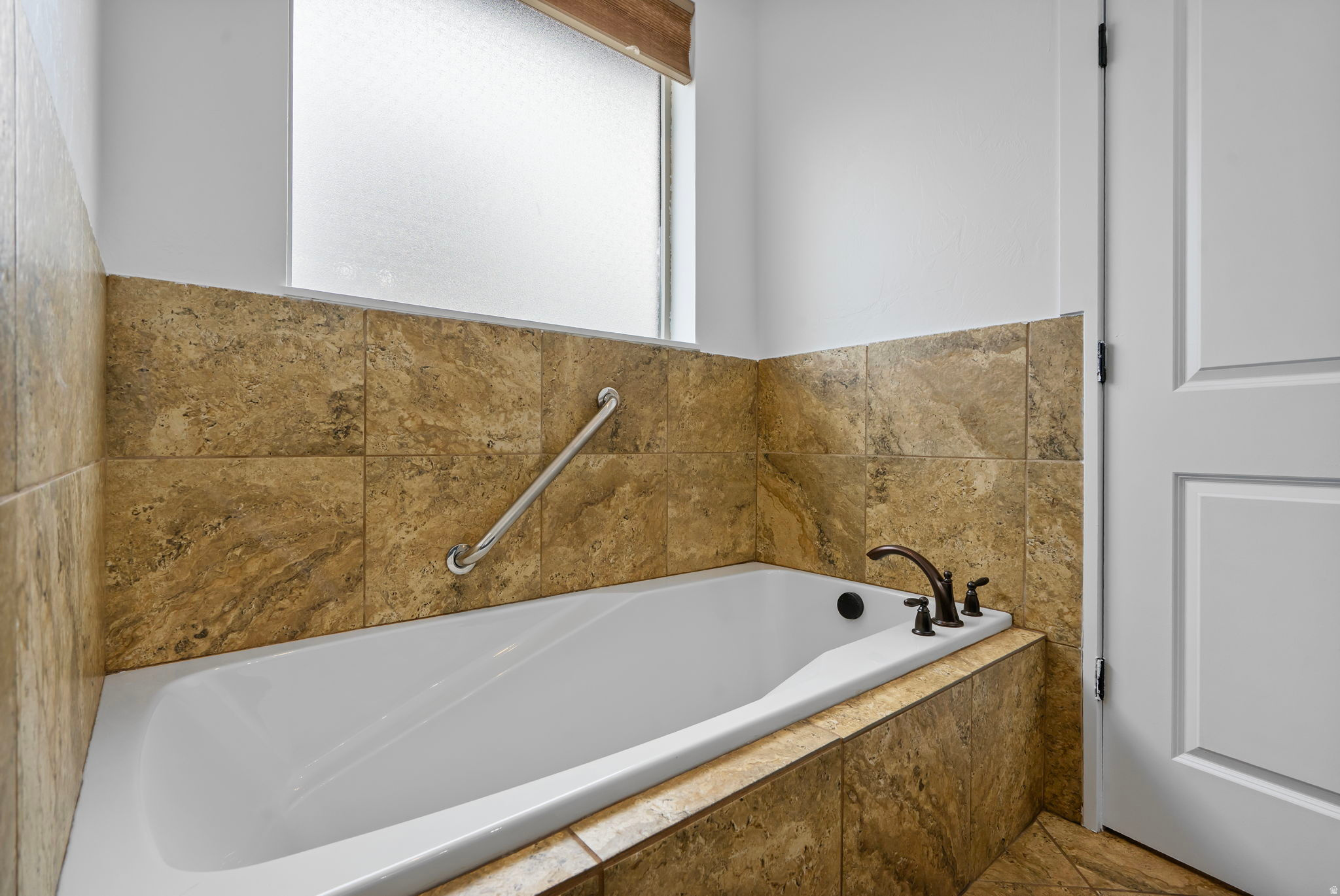 MOON VALLEY - Residential