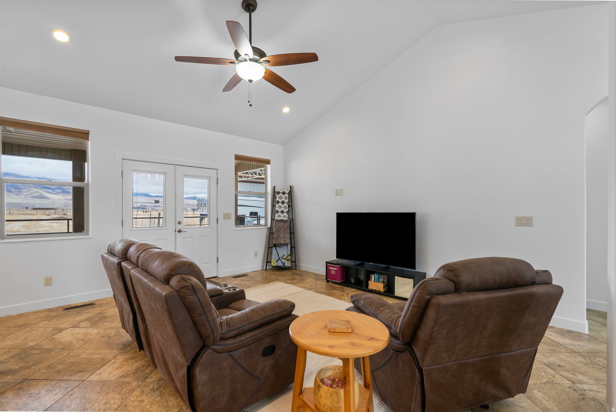 MOON VALLEY - Residential