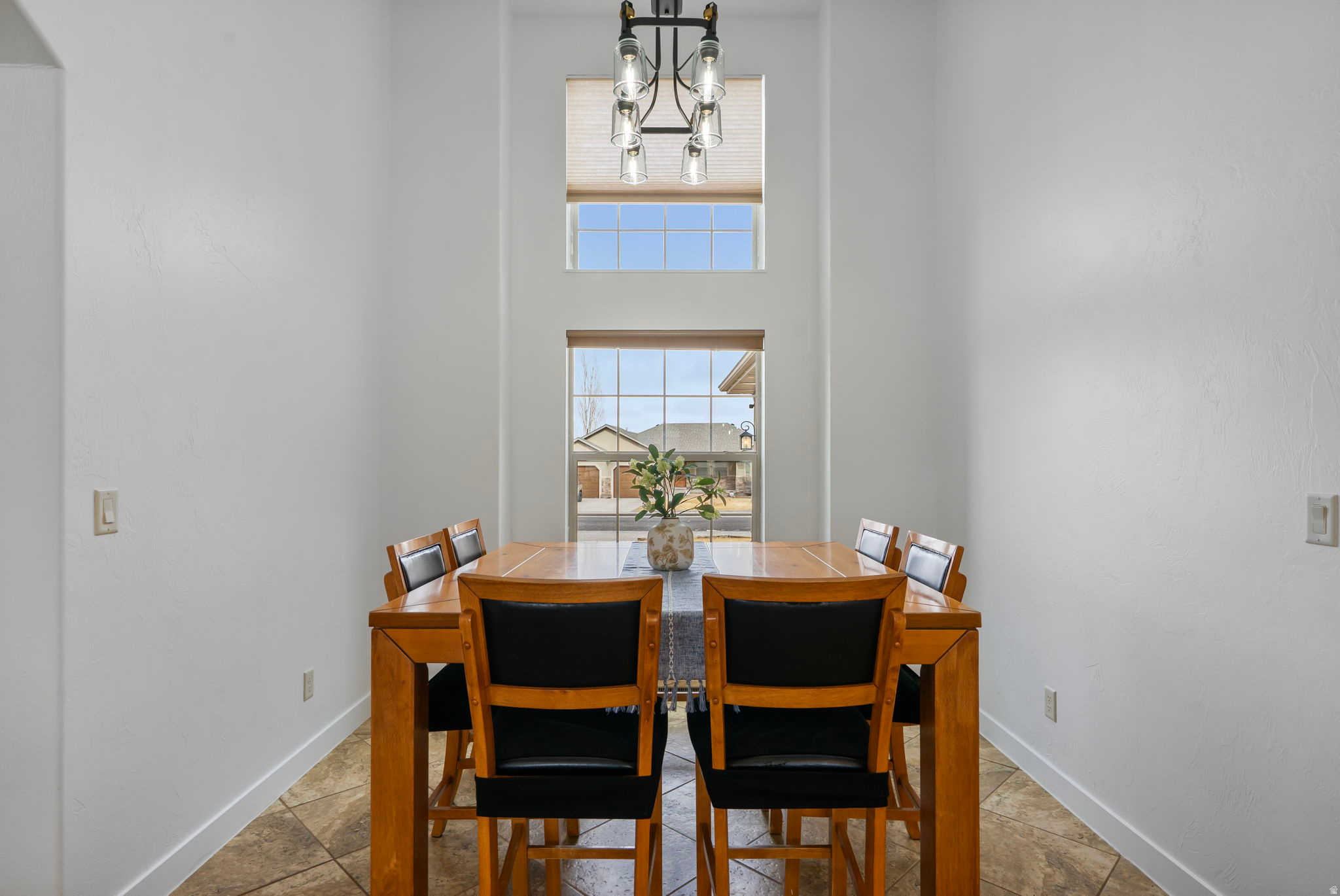 MOON VALLEY - Residential