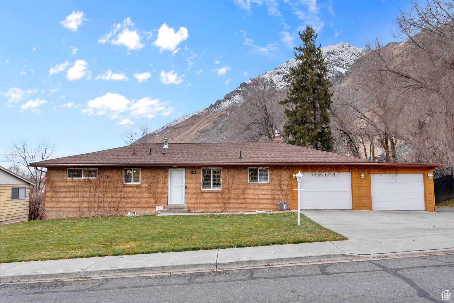 745 E 400, Springville, Utah image 32