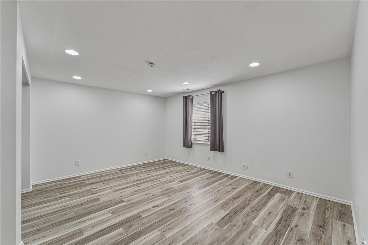 MATCH PLACE - Residential