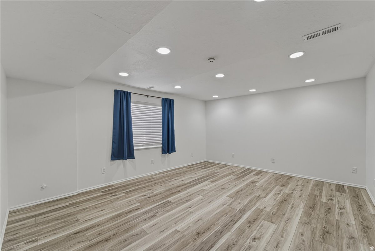 MATCH PLACE - Residential