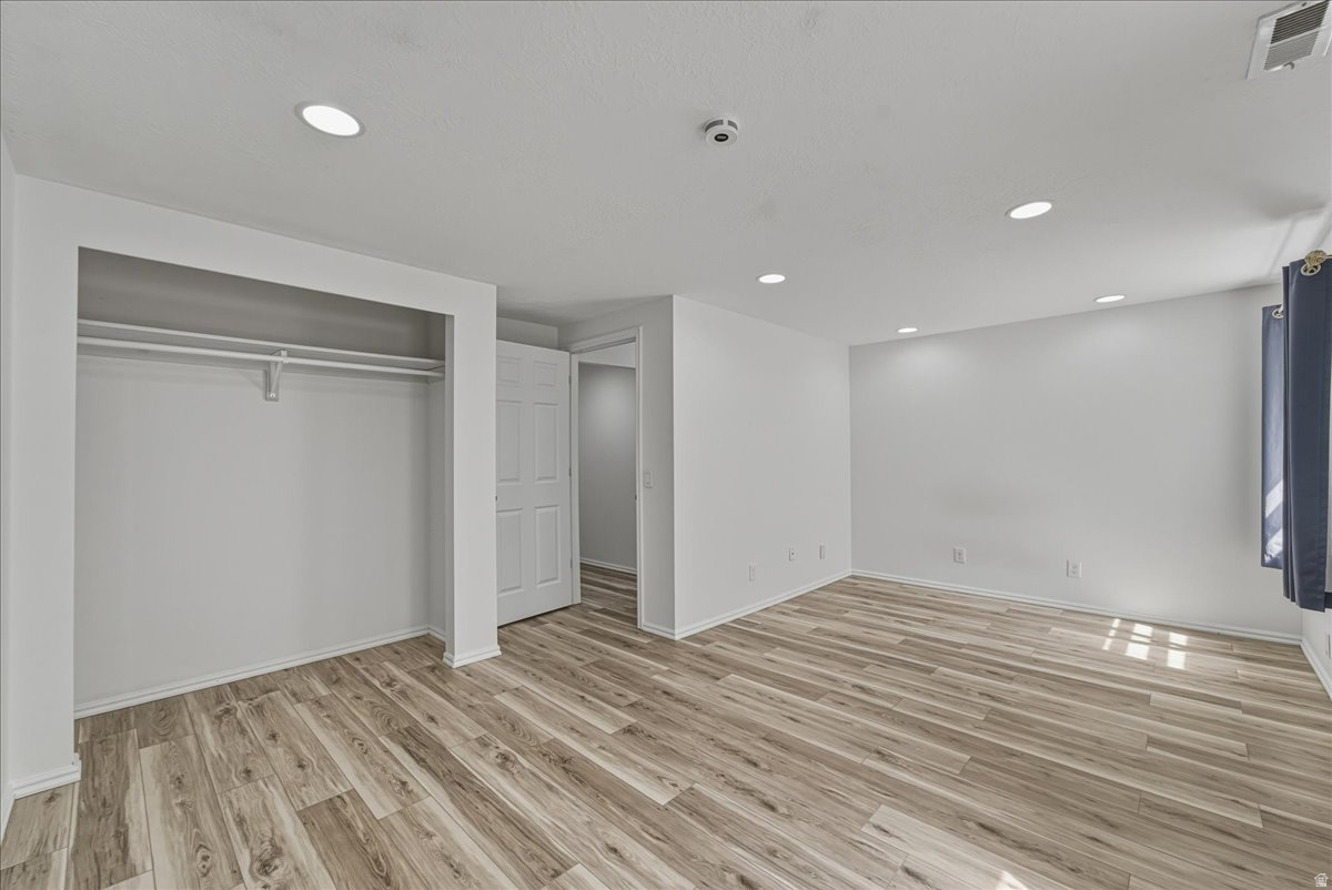 MATCH PLACE - Residential