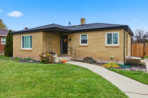 Photo of 626 N 200 E, Tremonton, UT 84337 (MLS # 2121529)