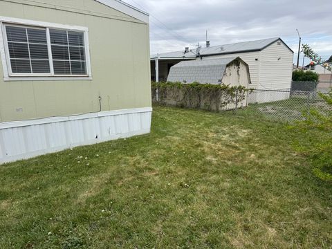 Tiny photo for 1298 W PRODO VISTA DR S, West Valley City, UT 84119 (MLS # 2156846)